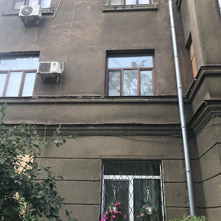 2-Х Квартира Поруч З Сумською, Госпіталь, Парк Центральний Charkiv Esterno foto