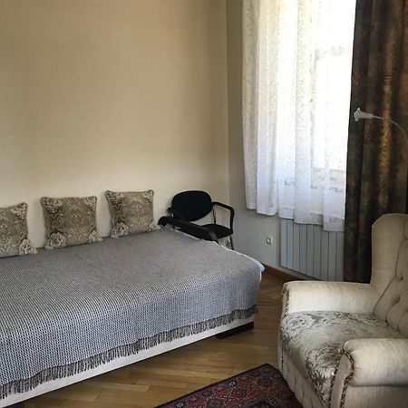 2-Х Квартира Поруч З Сумською, Госпіталь, Парк Центральний Charkiv Esterno foto
