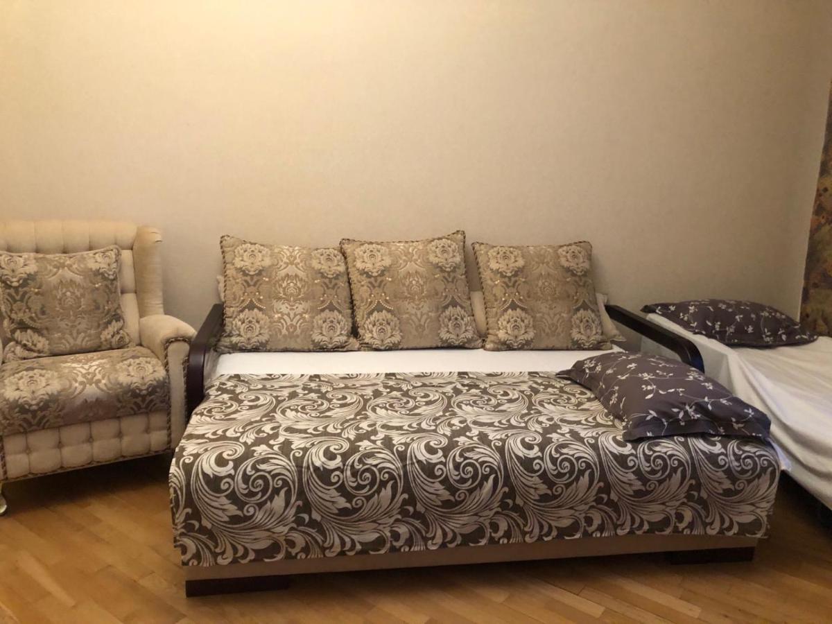 2-Х Квартира Поруч З Сумською, Госпіталь, Парк Центральний Charkiv Esterno foto