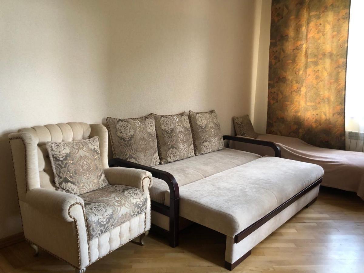 2-Х Квартира Поруч З Сумською, Госпіталь, Парк Центральний Charkiv Esterno foto